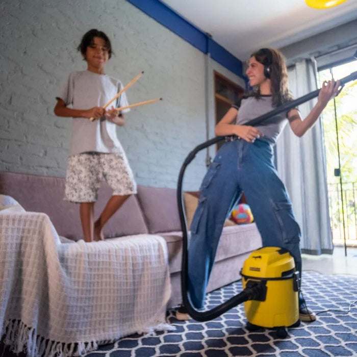 Aspiradora 3 en 1 agua y polvo de 10 Lts Modelo WDL1, Karcher