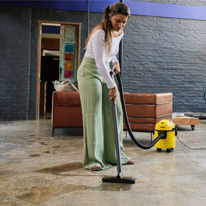 Aspiradora 3 en 1 agua y polvo de 10 Lts Modelo WDL1, Karcher